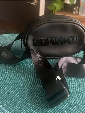 Steve Madden Black Belt Bag with Logo Adjustable Strap